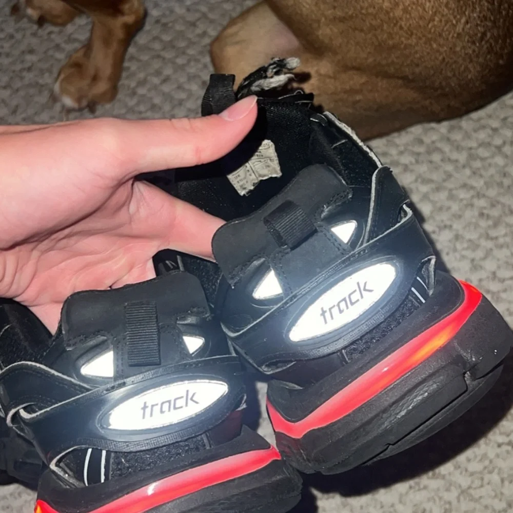 Black balenciaga tracks - Picture 2 of 6